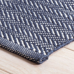 Herringbone Handwoven Reversible Indoor/Outdoor Rug - Navy, 8' x 10'