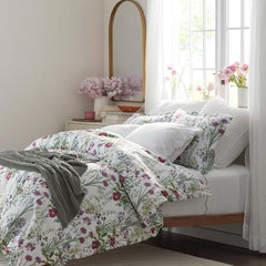 Bloom Meadow Classic Smooth Sateen Comforter - White Multi, Twin/Twin XL