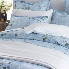 Wispy Meadow Premium Smooth Wrinkle-Free Sateen Comforter - Blue Multi, King/Cal. King