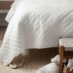 Vintage Eyelet Quilted Sham - White, Standard
