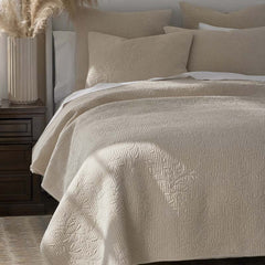 Tinsley Leaf Quilt - Beige Tan, Full/Queen