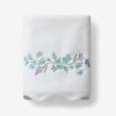 Embroidered Scallop Bath Towel - Flower