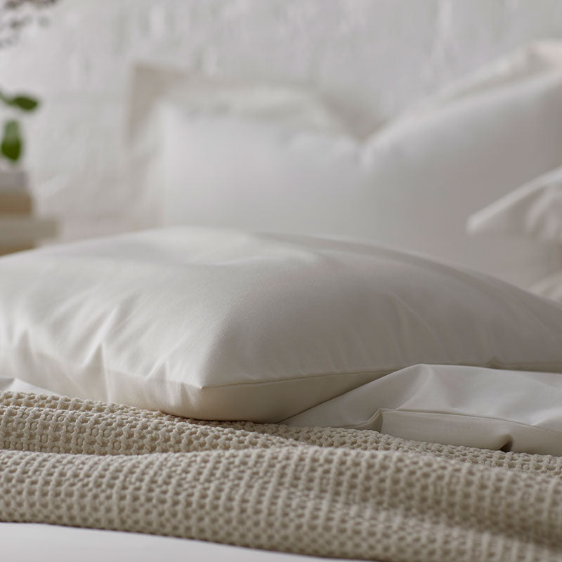 Classic Smooth Wrinkle-Free Sateen Bed Duvet Cover - Creme, Twin/Twin XL