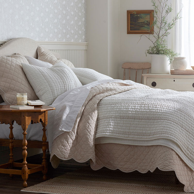 Scallop Quilt - Linen, King/Cal King