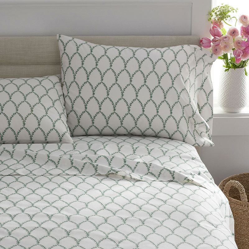 Laurel Classic Smooth Sateen Flat Bed Sheet - Sage, King/Cal King