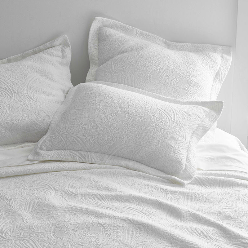 Hillcrest Cotton Matelassé Sham - White