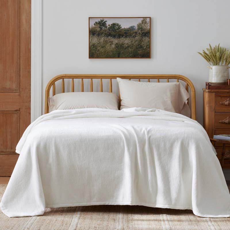 Cotton/Acrylic Fleece Blanket - White, King/Cal. King