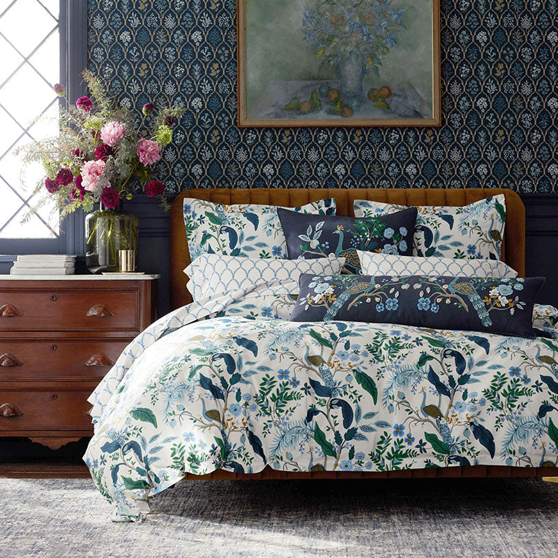 Peacock Classic Smooth Sateen Comforter - Ivory Multi, Twin/Twin XL