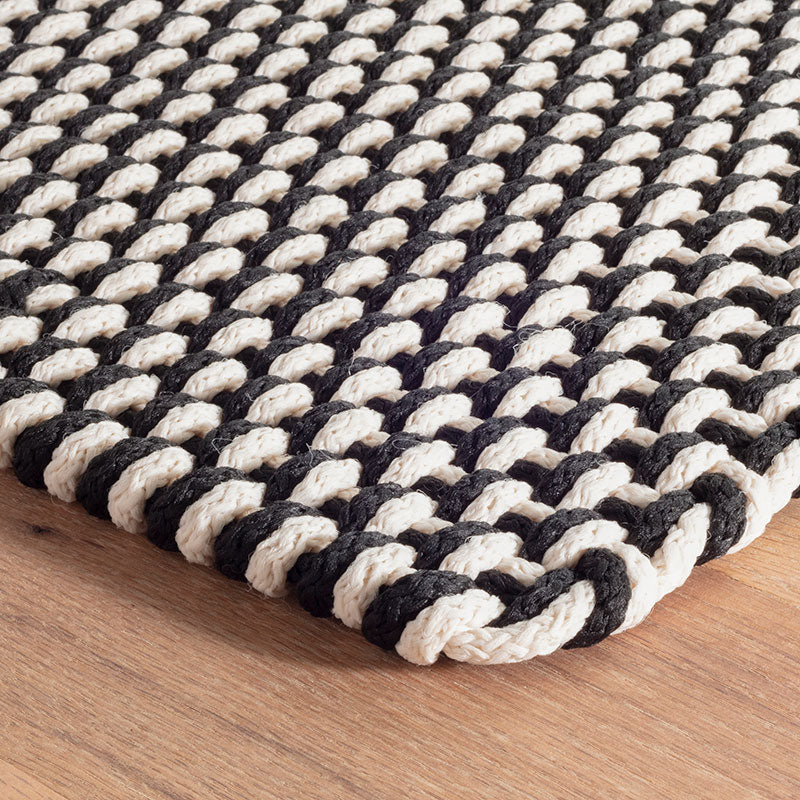 Two-Tone Handwoven Rope Doormat - Black/Ivory, 2' x 3'