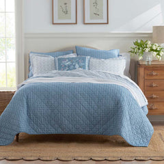 Tira Geo Reversible Quilt - Blue, King/Cal. King