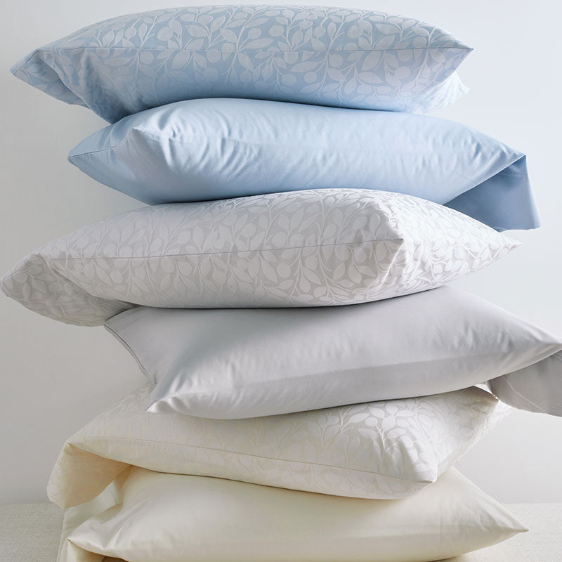 Jacquard Leaf Yarn-Dyed Premium Smooth Supima® Cotton Wrinkle-Free Sateen Fitted Bed Sheet - Light Gray, Queen