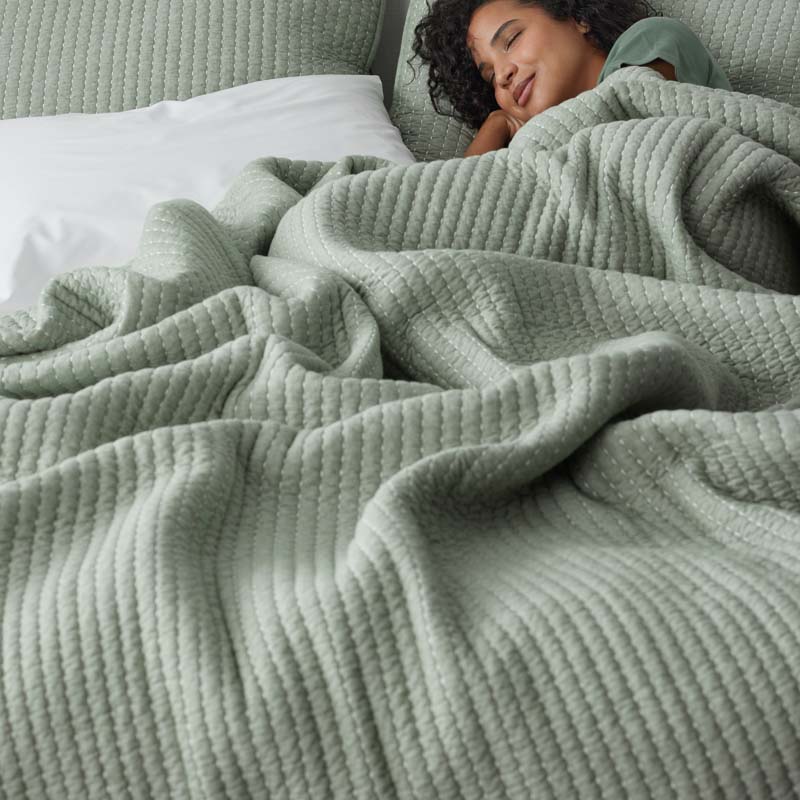 Fara Textured Kantha Quilt - Green, Full/Queen