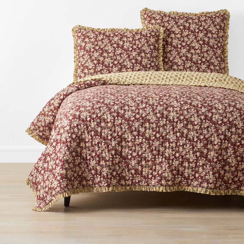 Suhana Reversible Ruffle Quilt - Brick, Twin/Twin XL