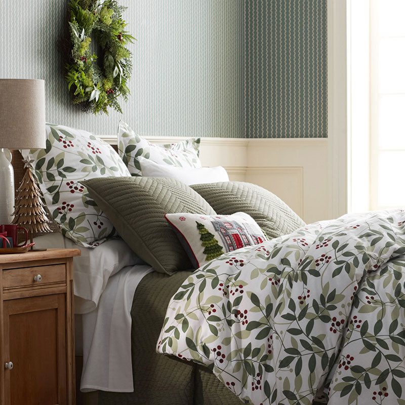 Holiday Print Classic Ultra-Cozy Cotton Velvet Flannel Duvet Cover - Berries and Leaves, King/Cal. King