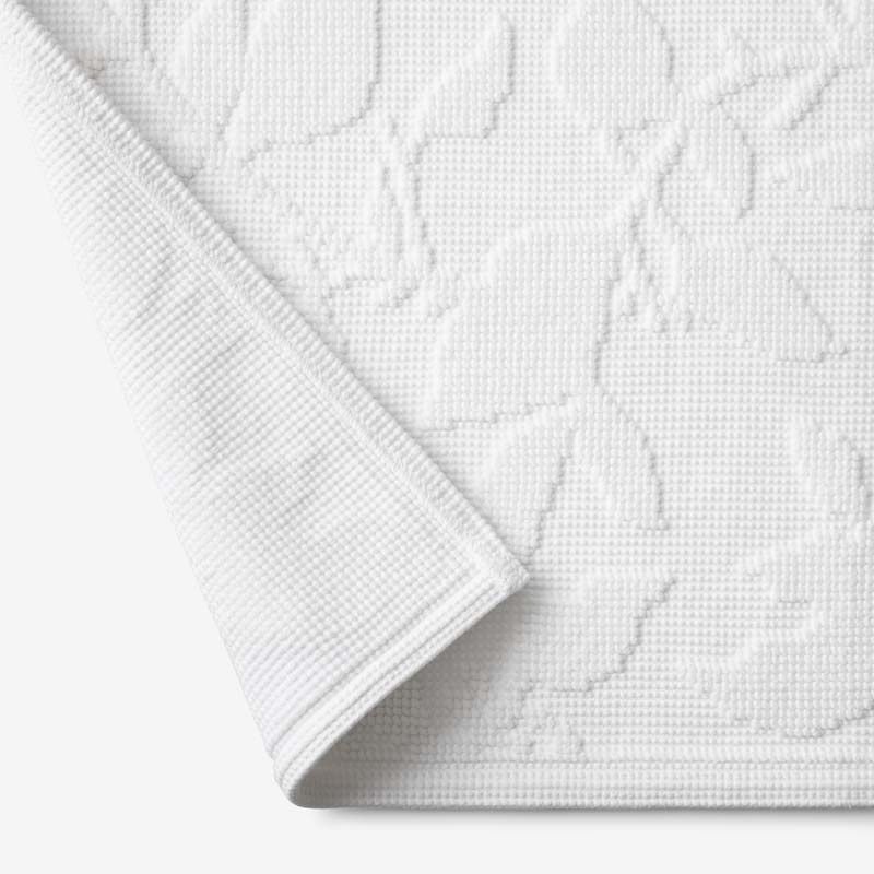 Flatwoven Textured Bath Mat - Leaves, 17 in. x 24 in.