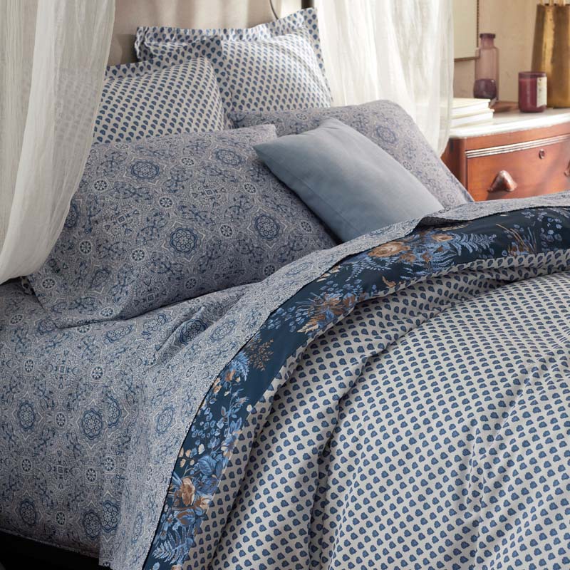 Antara Reversible Premium Smooth Sateen Duvet Cover - Navy, Full/Queen