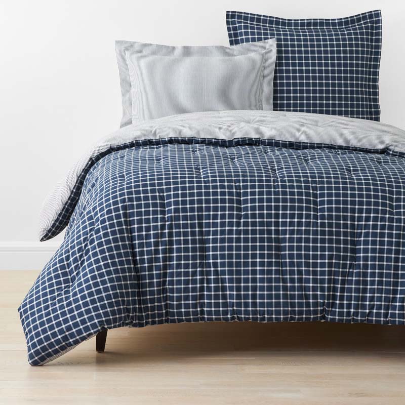 Classic Stripes and Plaids Cool Yarn-Dyed Cotton Percale Reversible Comforter - Windowpane White/Navy, Twin/Twin XL