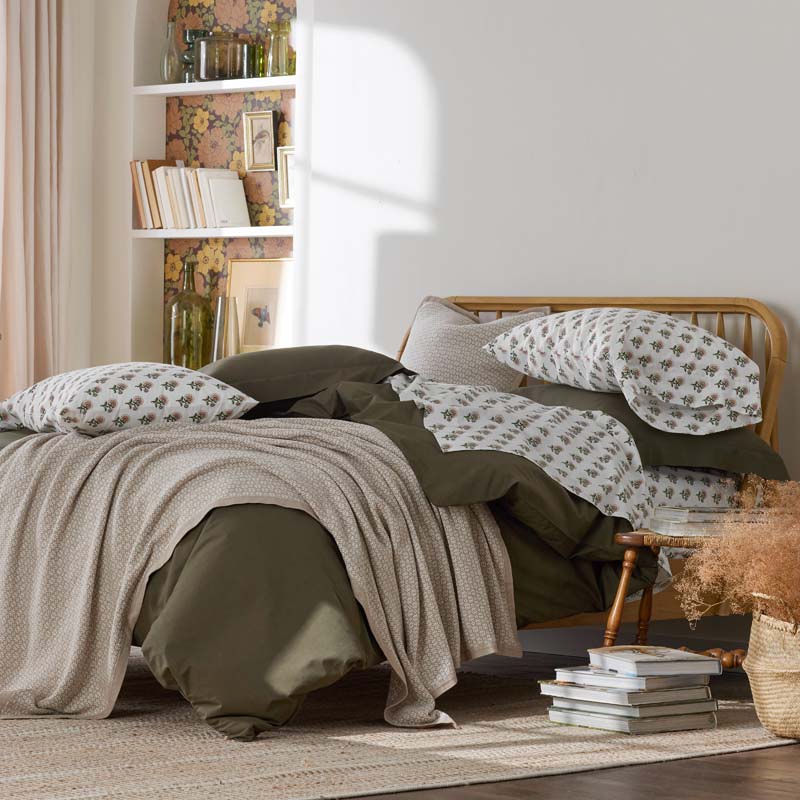 Suhana  Garment Washed Cotton Percale Comforter - Caramel, Full/Queen