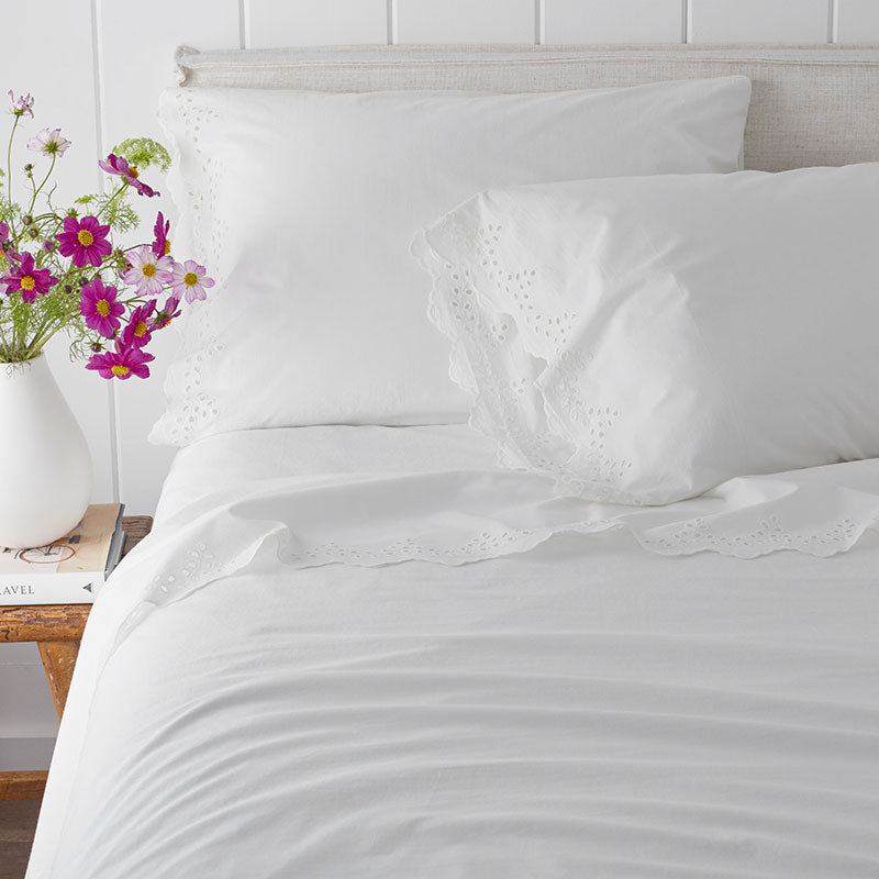 Eyelet Classic Cool Cotton Percale Solid Pillowcase Set - White, King