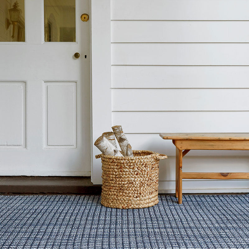 Coco Blue Handwoven Indoor/Outdoor Rug - Blue, 4' x 6'