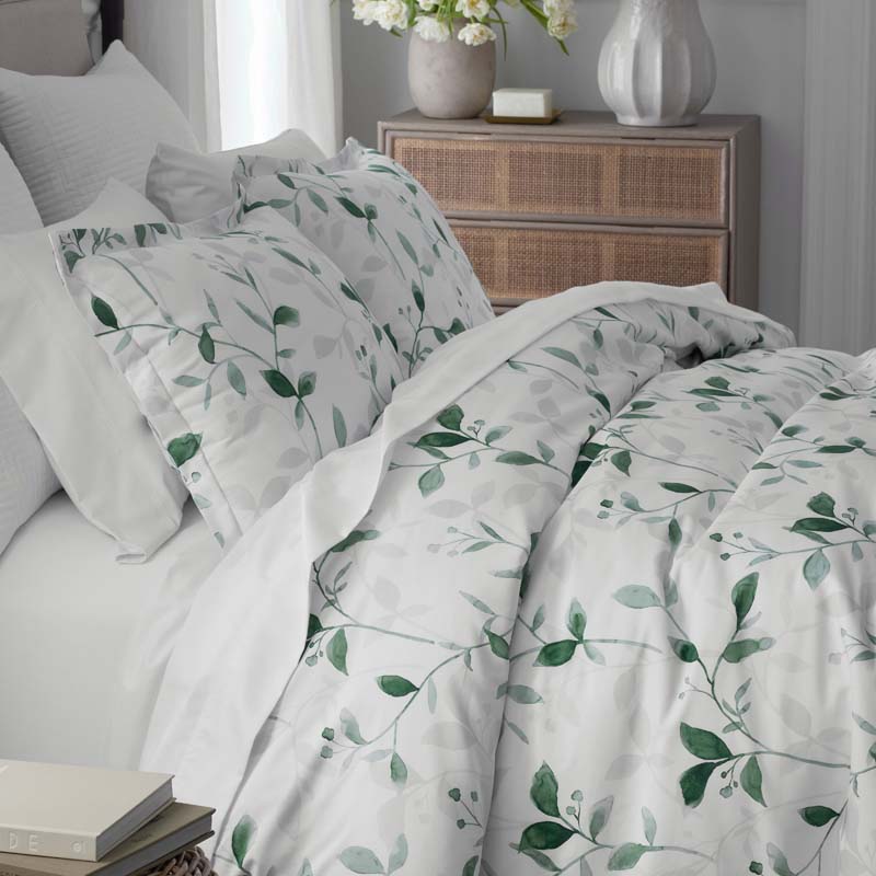 Botanic Meadow Premium Smooth Wrinkle-Free Sateen Bed Sheet Set - Evergreen, King
