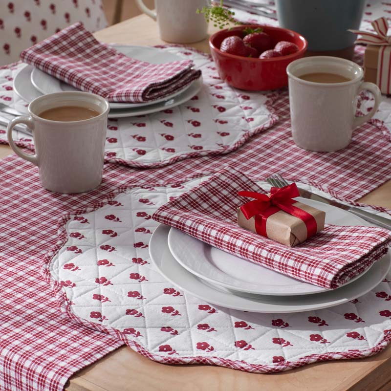 Flowers & Plaid Yarn-Dyed Reversible Table Runner - Red Multi, 16 in. x 108 in.