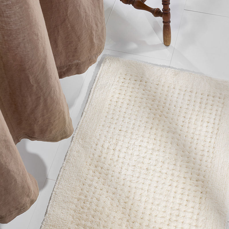 Mirage Bath Rug - Ecru, 21 in. x 34 in.