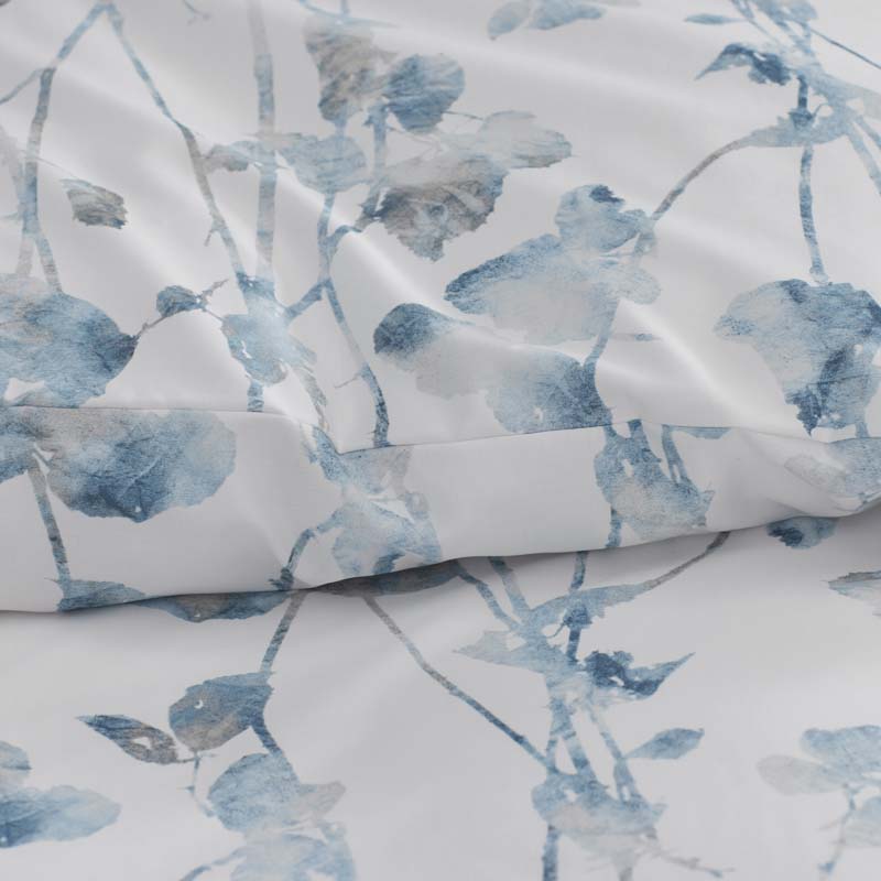 Garden Leaf Premium Smooth Wrinkle-Free Sateen Sham - Blue Multi, King