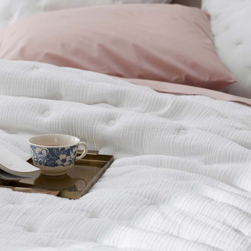 Gauze Deco Quilt - Off White, King/Cal. King