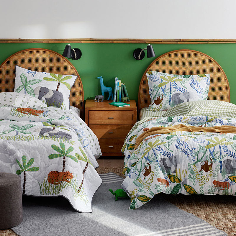 Jungle Quilt - White, Twin