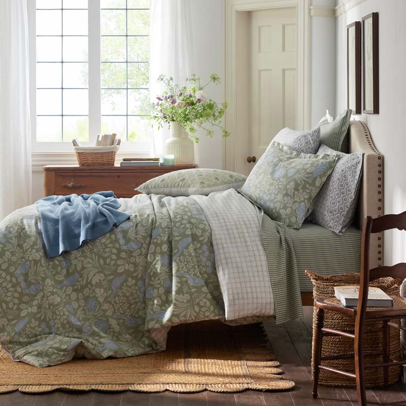 Tira Floral Classic Cool Cotton Percale Bed Sheet Set - Bird Green, Queen