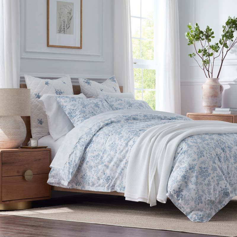 Whisper Fleur Premium Smooth Wrinkle-Free Sateen Fitted Bed Sheet - Blue Mist, Full