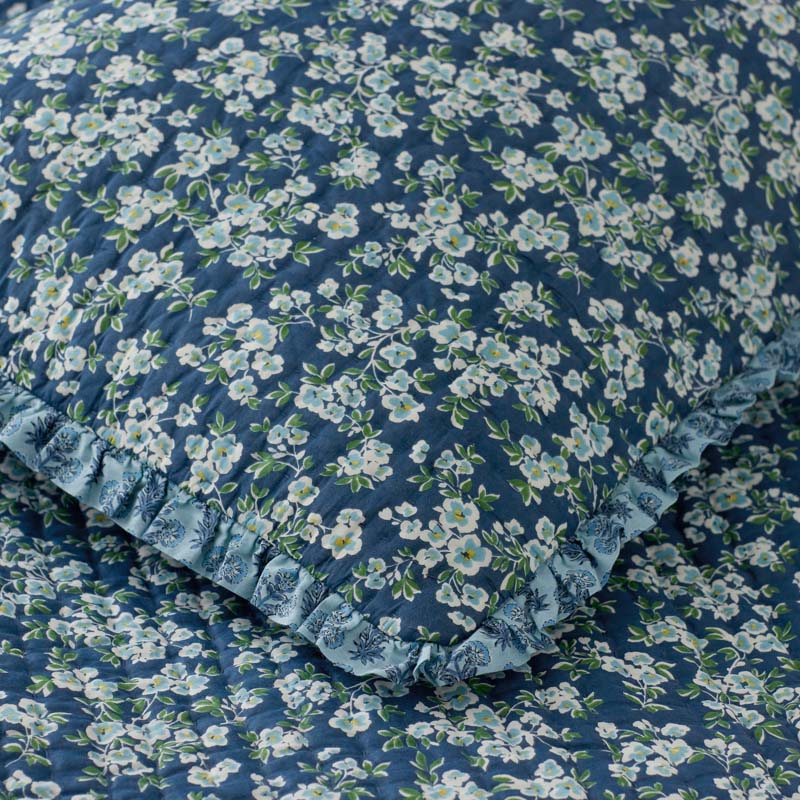 Suhana Reversible Ruffle Quilt - Blue, Twin/Twin XL