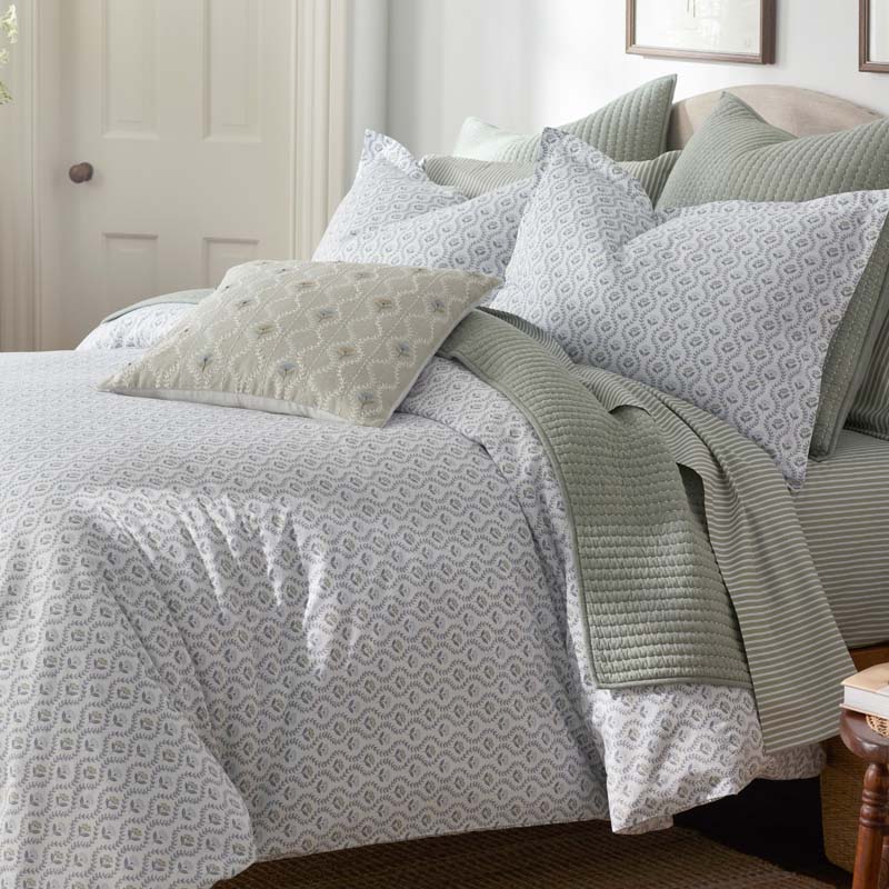 Tira Floral Classic Cool Cotton Percale Flat Bed Sheet - Flower Green, King/Cal. King