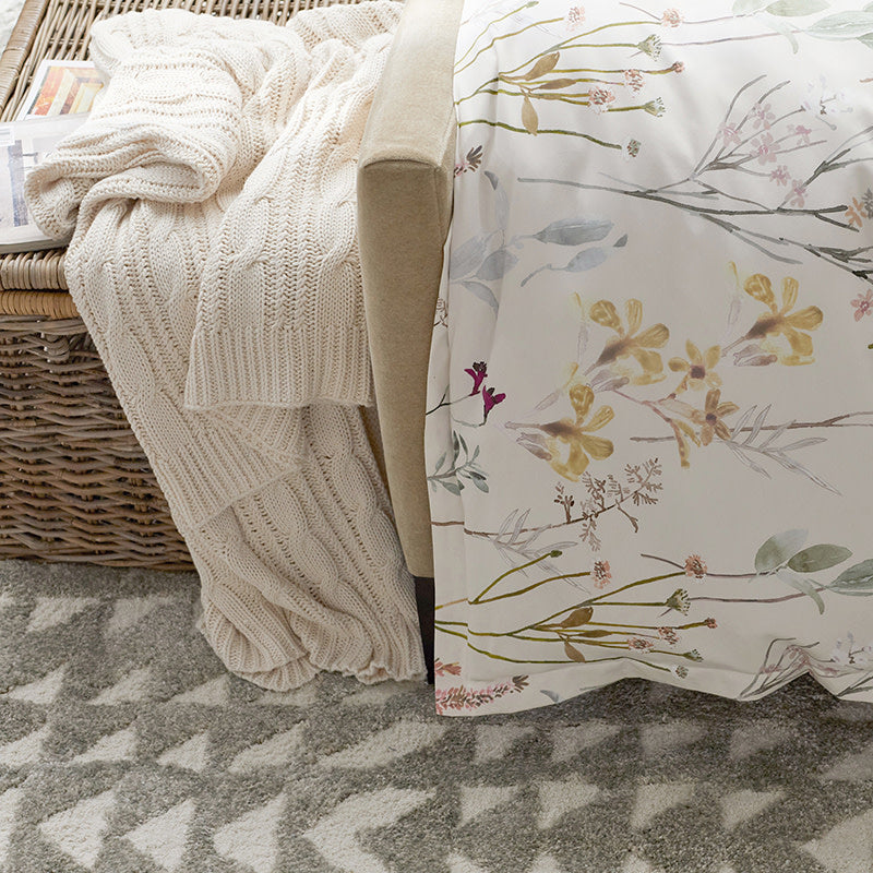 Chunky Cable Knit Throw - Natural