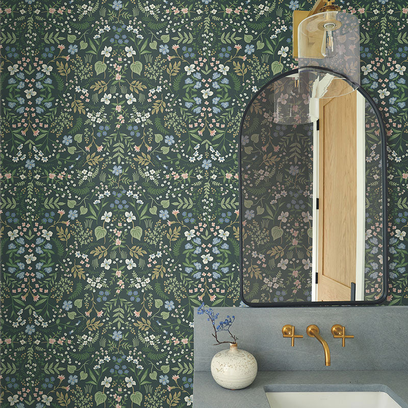 Wildwood Traditional Wallpaper - Hunter, Swatch