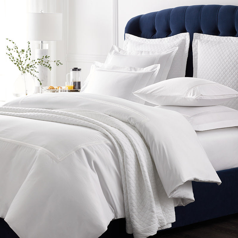 Hewett Luxe Smooth Egyptian Cotton Sateen Duvet Cover - White, Oversized King/Cal King