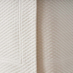 Matelassé 14 in. Bed Skirt - Diamond Weave Ivory, Full