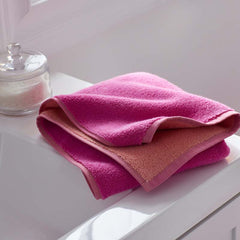 Reversible Solid Bath Towel - Magenta