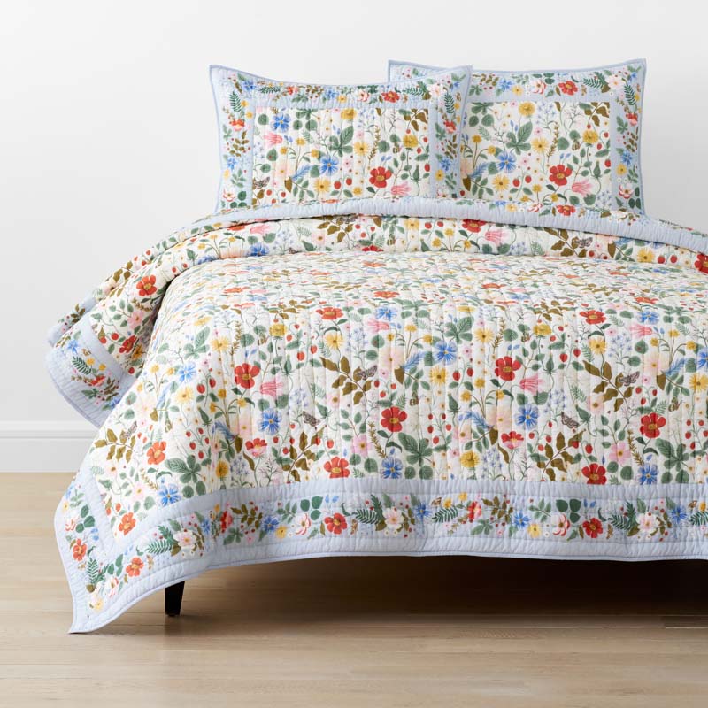 Strawberry Fields Quilt - Multi, Full/Queen