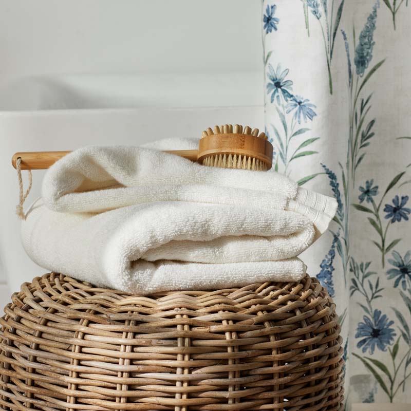 Plush Spa Solid 4-Piece Bath & Hand Towel Set - Cream