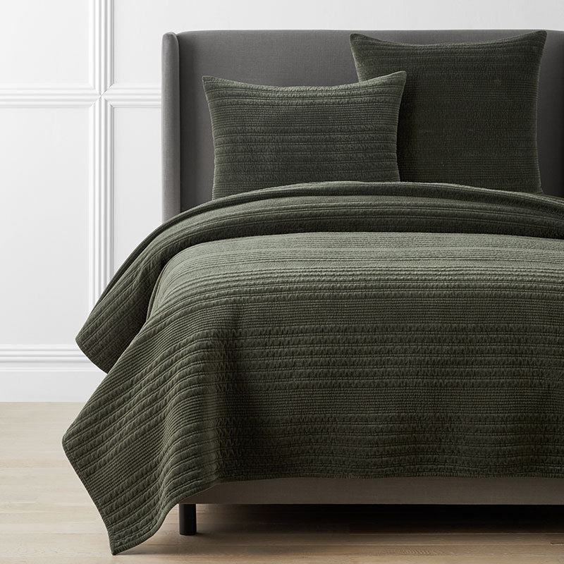 Line Stitch Velvet Quilt - Olive, King/Cal. King