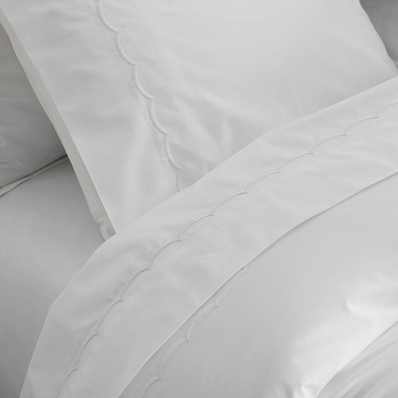 Embroidered Scallop Classic Cool Cotton Percale Pillowcase Set - White, King