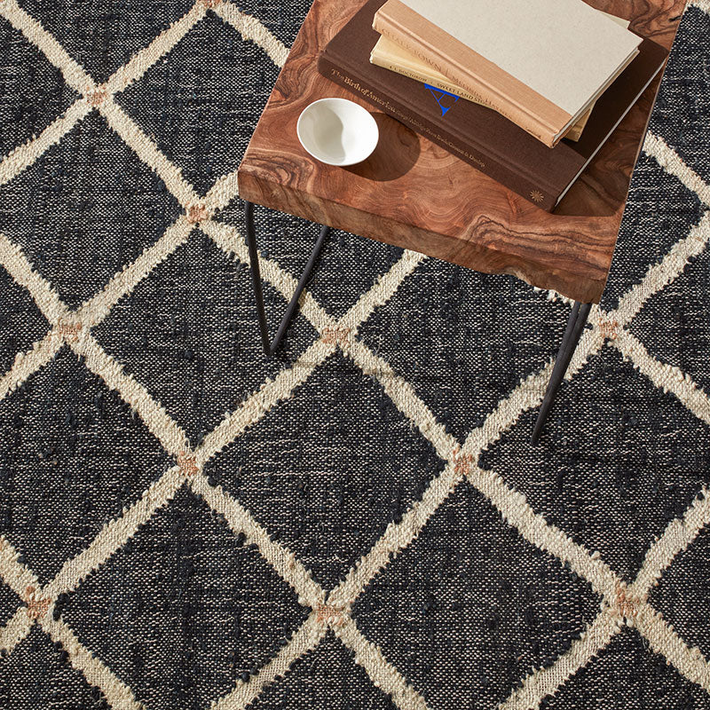 Kali Handwoven Jute Rug - Black, 3' x 5'