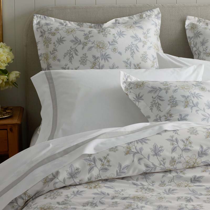 Whispering Garden Premium Smooth Wrinkle-Free Sateen Bed Sheet Set - Gray Multi, Full