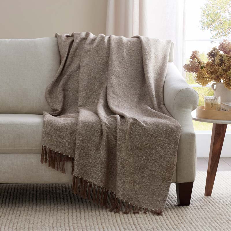Yarn-Dyed Fringe Throw - Brown
