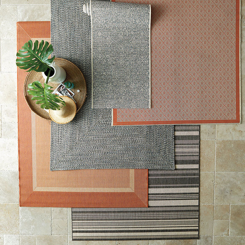 Opal Indoor/Outdoor Rug - Smoke, 5' x 8'