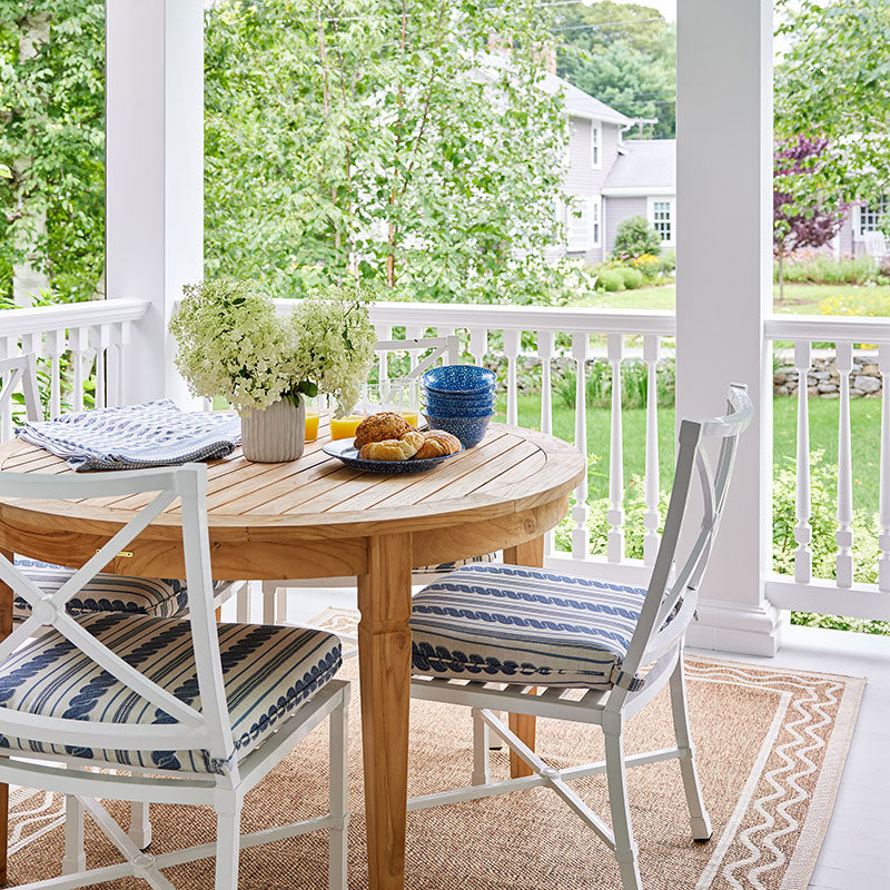Wave Border Outdoor Rug -  Natural, 2' x 3'