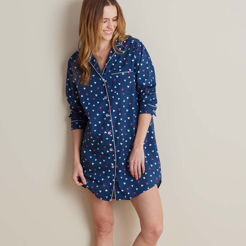 Printed Poplin Women's Nightshirt - Navy Hearts, M
