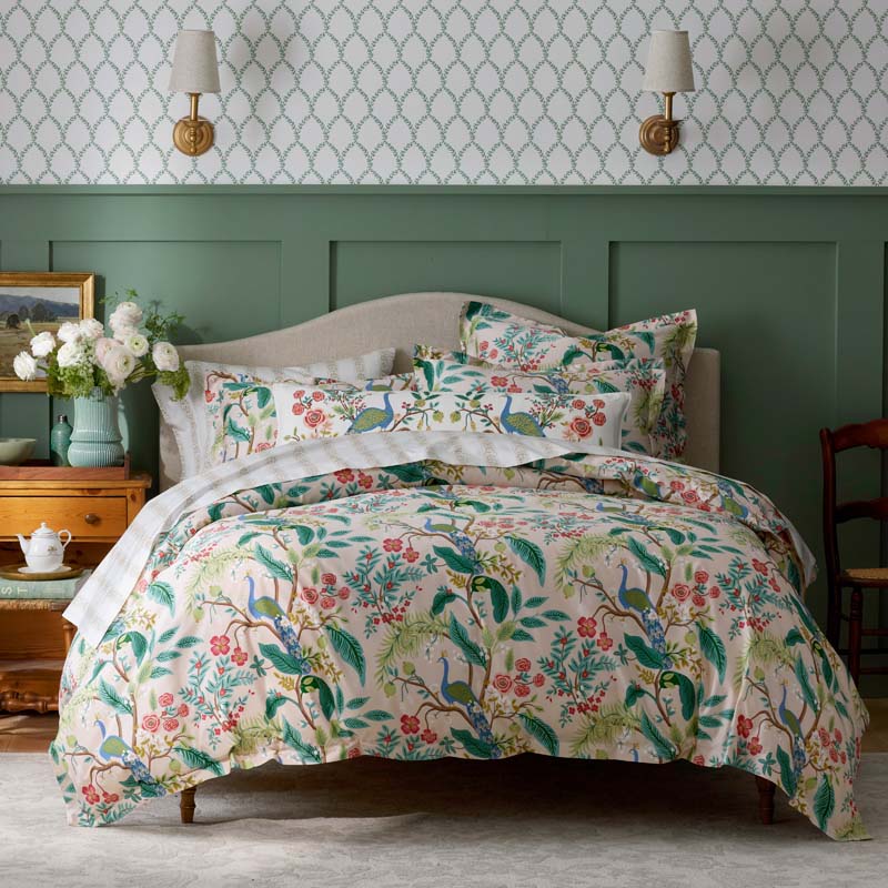 Peacock Classic Smooth Sateen Comforter - Blush, King/Cal. King